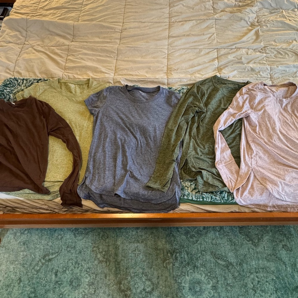 Lot of 5 Athleta tops / 2 short sleeve workout shirts, 3 long sleeve.  All M